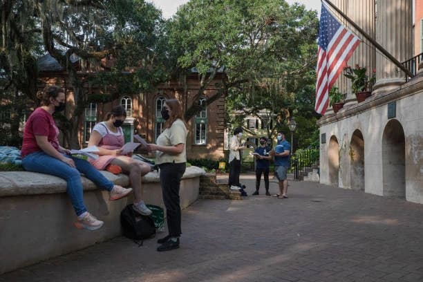 College of Charleston campus image