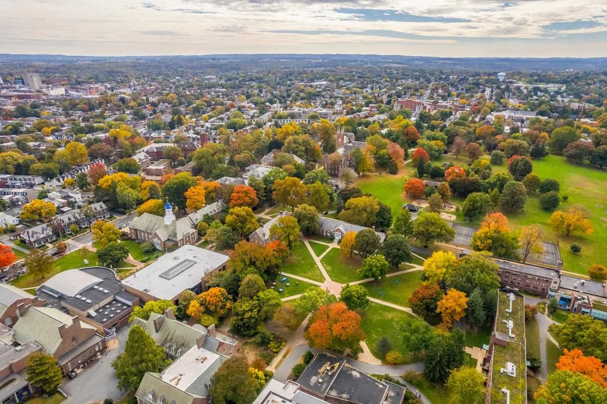 Franklin and Marshall College campus image