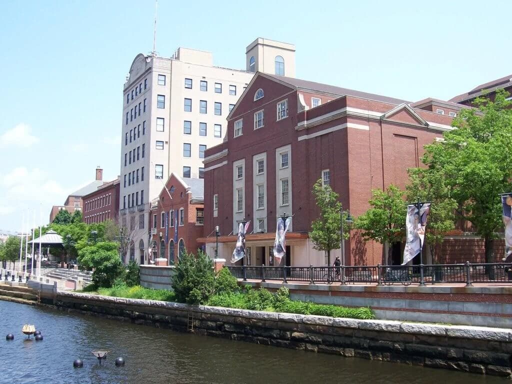 Rhode Island School of Design campus image
