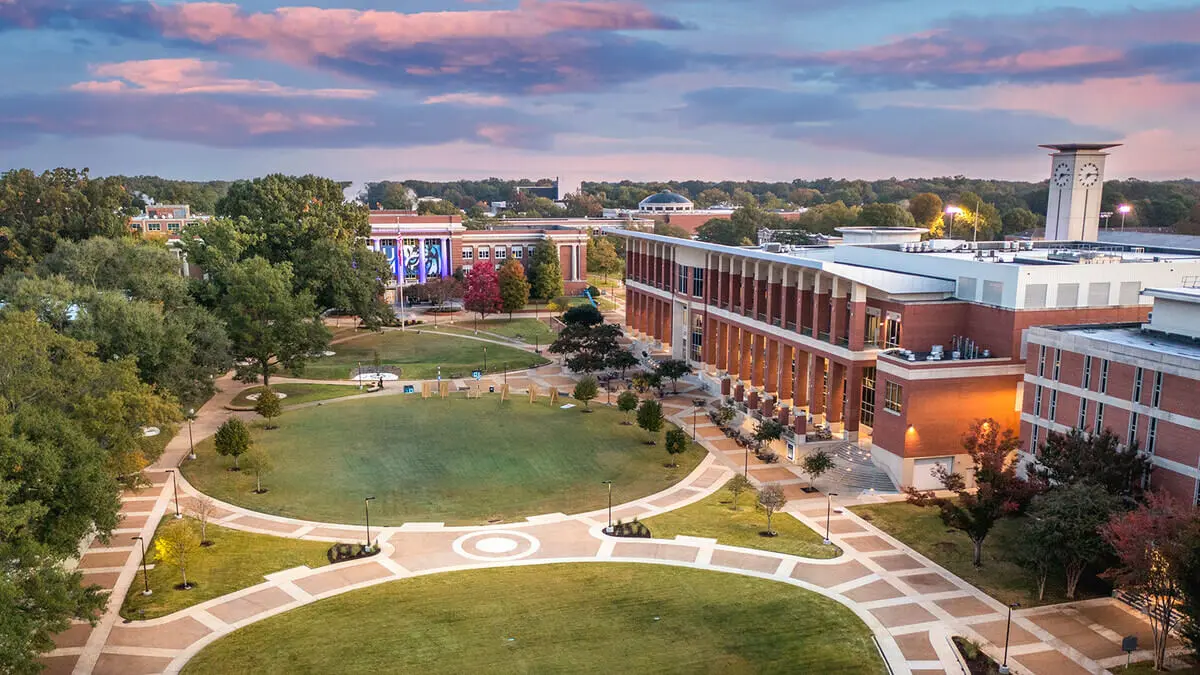 University of Memphis campus image