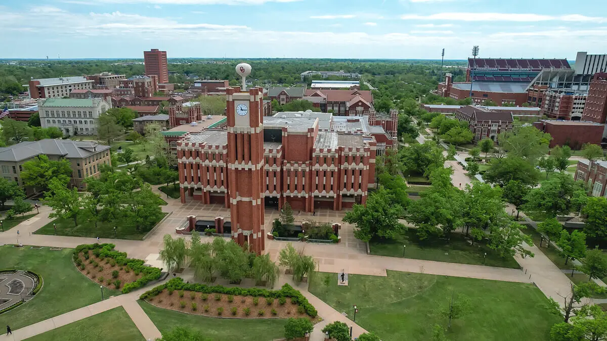 Campus / aerial photo