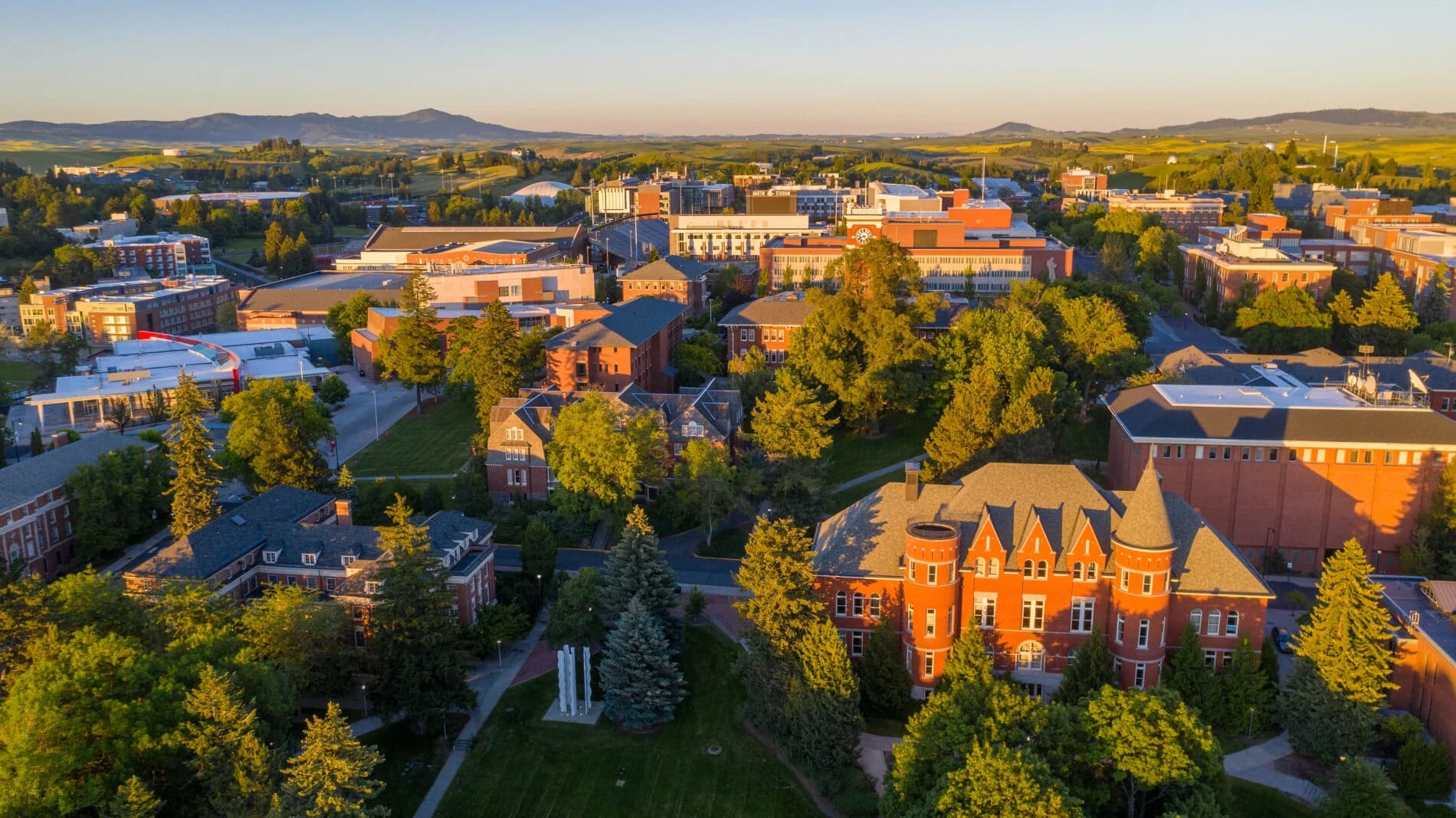 Campus / aerial photo