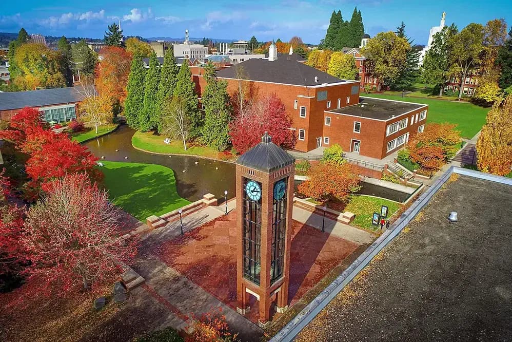 Willamette University campus image